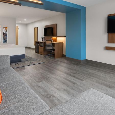 La Quinta Inn & Suites By Wyndham Williston Burlington Екстер'єр фото